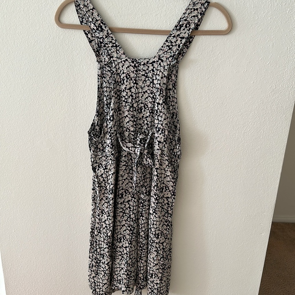 Sundress - Picture 3 of 5